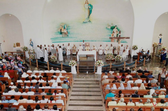 Missa celebra Dia de Dedicação do Santuário da Bem-Aventurada Missa celebra Dia de Dedicação do Santuário da Bem-Aventurada