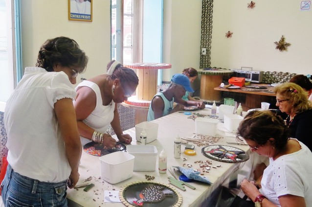 Centro de Convivência tem vagas para oficinas terapêuticas e de geração de renda 