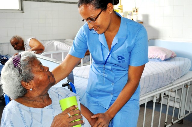 Obras Sociais Irmã Dulce inscrevem  para Curso de Cuidador de Idosos