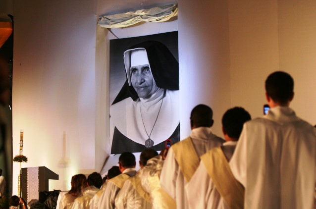 Celebrações no Vaticano e em Salvador marcam mês da Canonização de Irmã Dulce