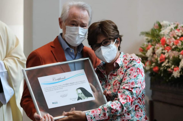 Gilberto Strunck recebe o título de Embaixador de Santa Dulce Gilberto Strunck recebe o título de Embaixador de Santa Dulce