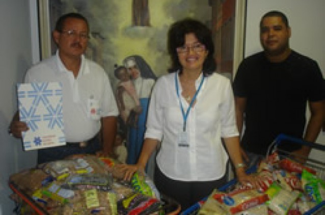 Voluntárias Sociais doam alimentos à OSID Voluntárias Sociais doam alimentos à OSID