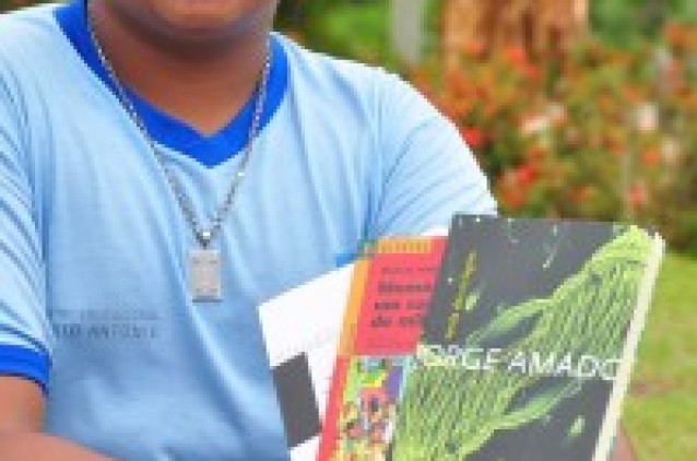 Aluno do CESA conquista 3º lugar em regional de concurso literário Aluno do CESA conquista 3º lugar em regional de concurso literário