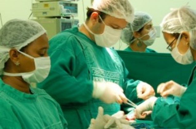 Obras Sociais Irmã Dulce inauguram nova sala de cirurgia
