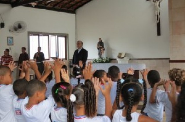  Escola de Irmã Dulce recebe visita de Dom Murilo