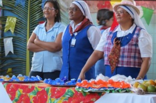 Quermesse do Santuário da Bem-aventurada terá quadrilha, forró e muitas iguarias juninas Quermesse do Santuário da Bem-aventurada terá quadrilha, forró e muitas iguarias juninas