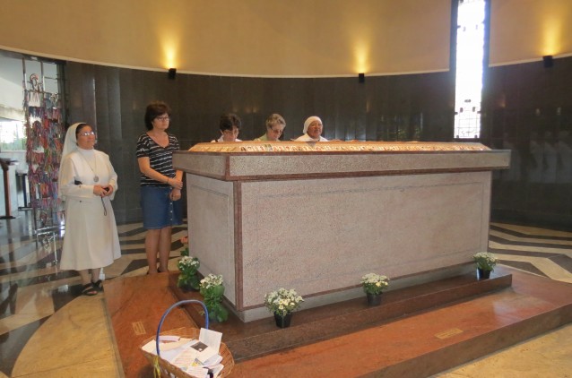 OSID recebe visita da Madre Geral da Congregação de Irmã Dulce