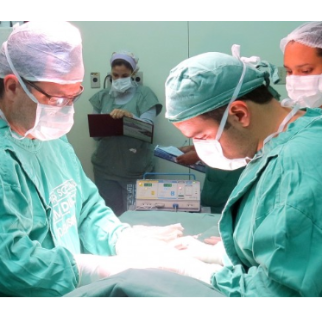 Obras Irmã Dulce lançam pedra fundamental de nova sala cirúrgica